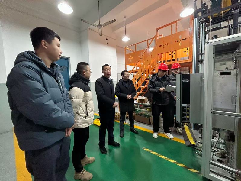 智能制造學(xué)院訓(xùn)練現(xiàn)場(chǎng)